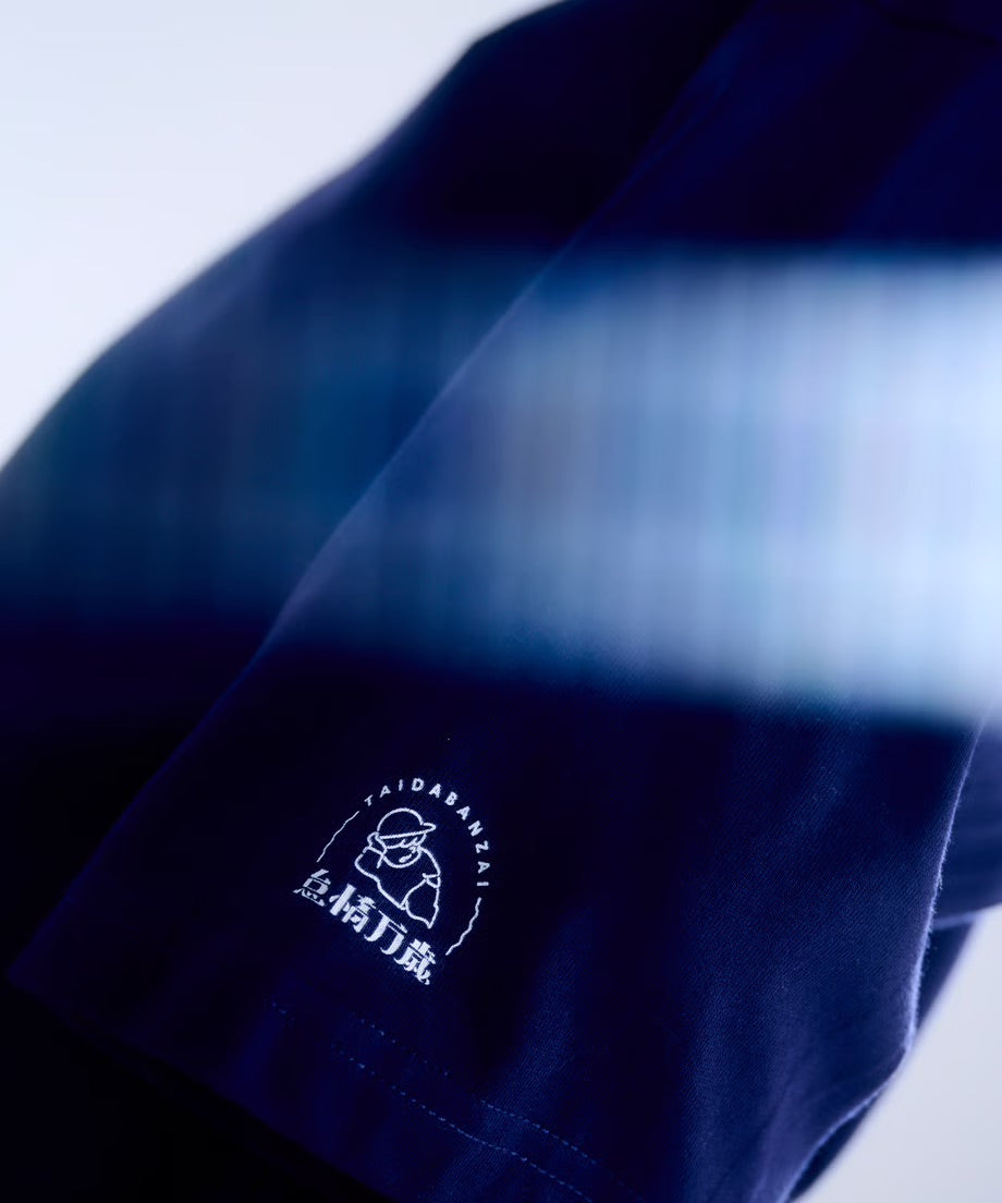 【半袖】『人の金で寿司が食べたい』back print T-shirt（navy）